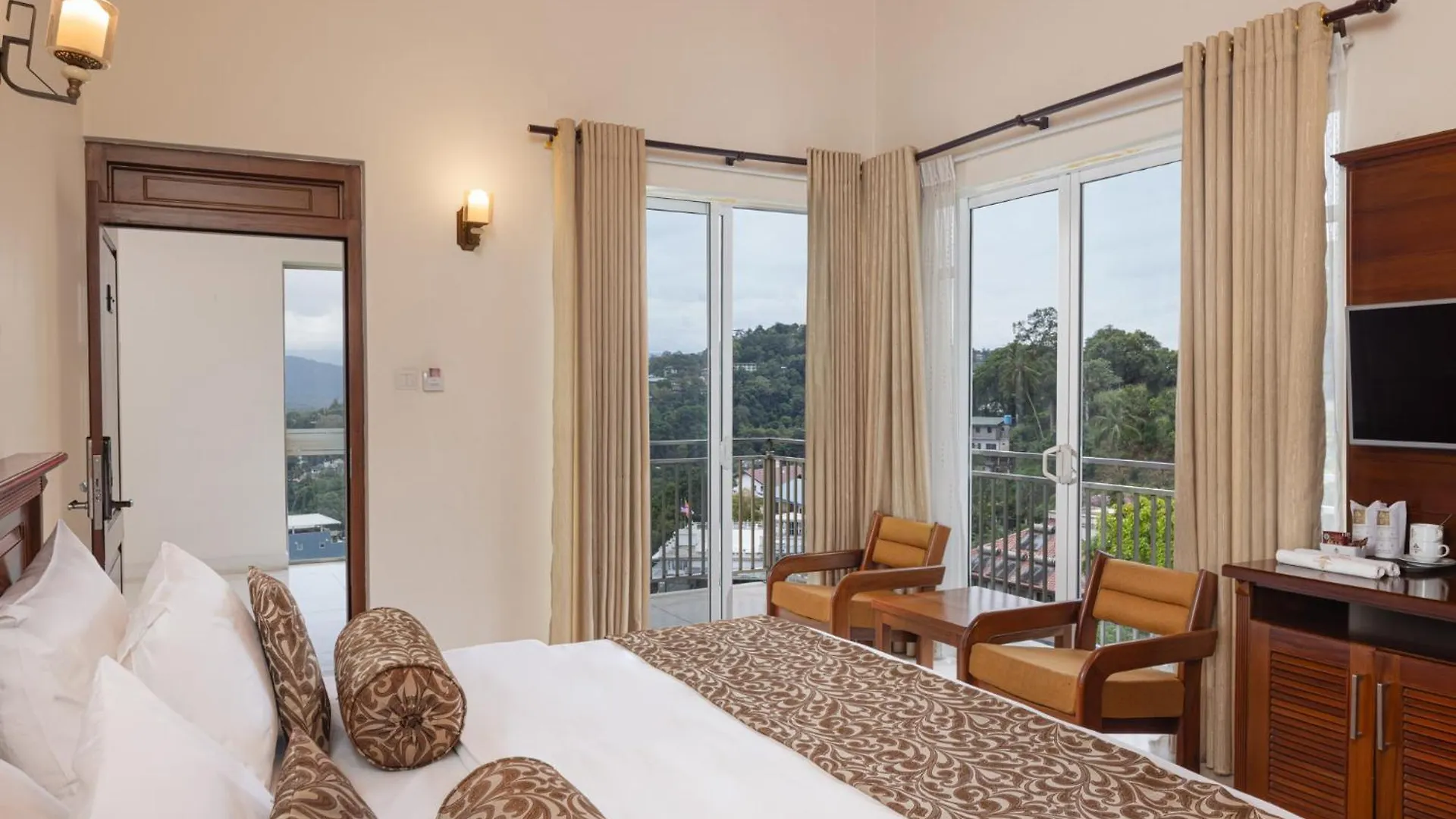 Hotel Cassendra Kandy