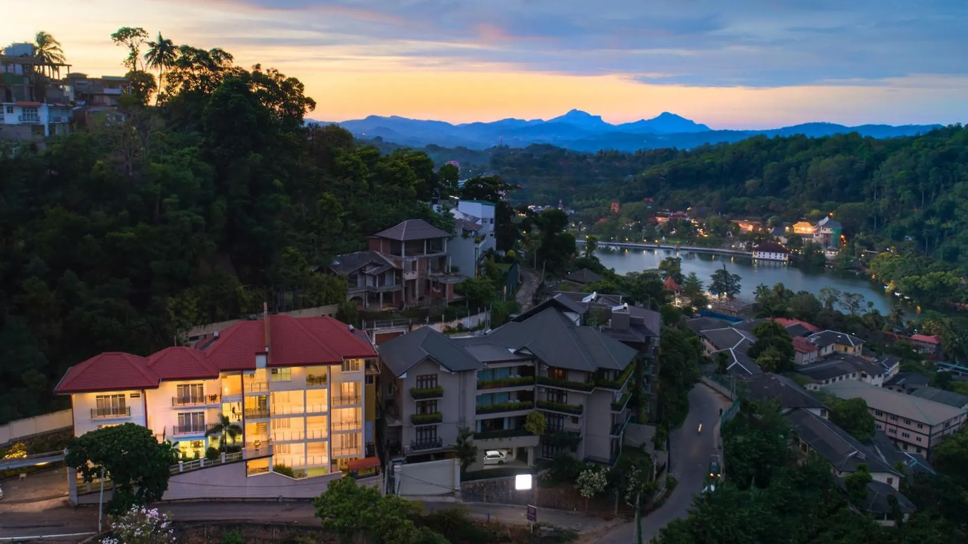 Hotel Cassendra Kandy
